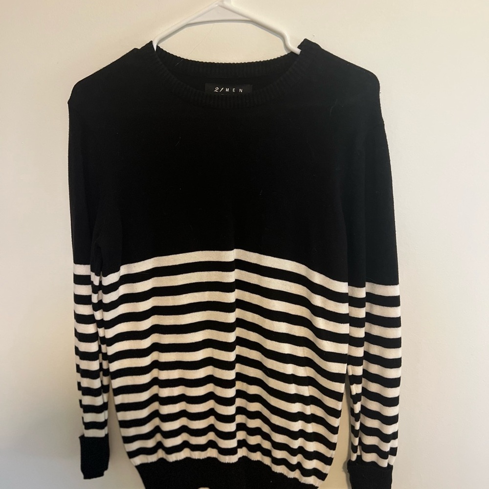 21men Black and White Striped Crewneck Sweater